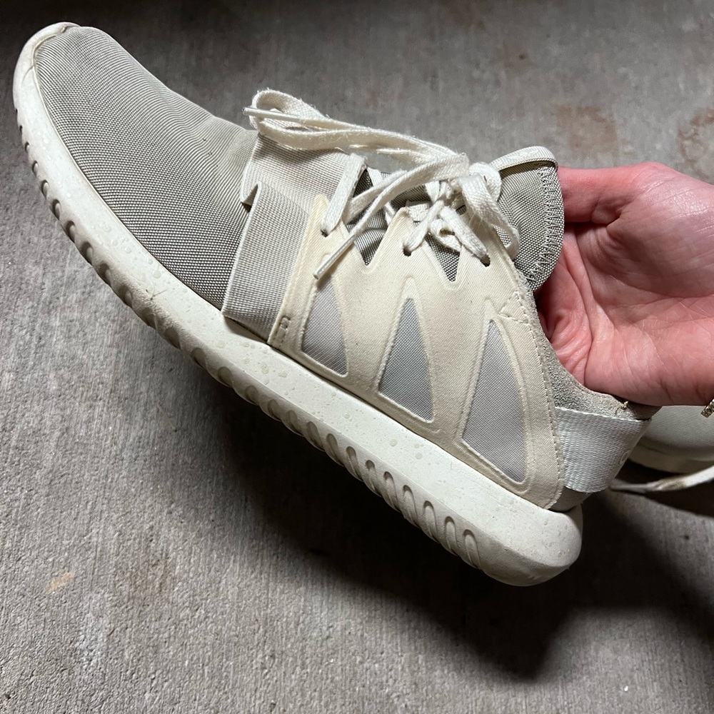 Adidas tennis shoes